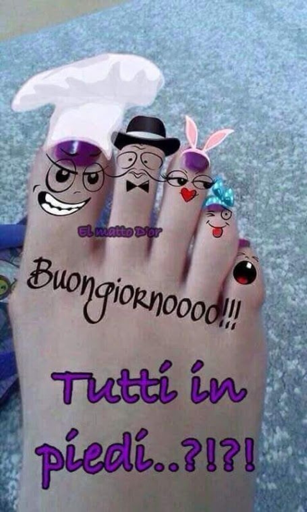 Buongiornoooo! tutti in piedi?!?!